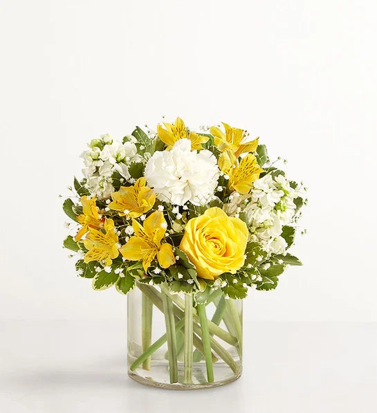 Yellow & White Delight™ Bouquet