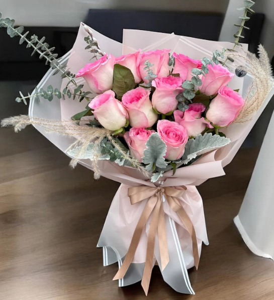 Pink Pearl Rose Bouquet